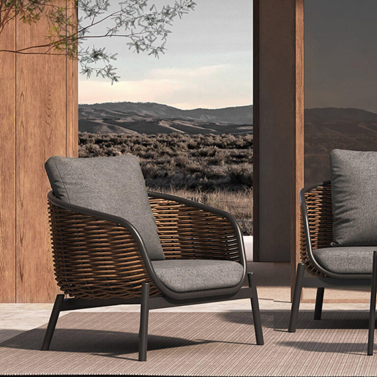 Modern Hotel Outdoor Furniture High Quality Luxury Garden Patio Outdoor Rattan Sofa