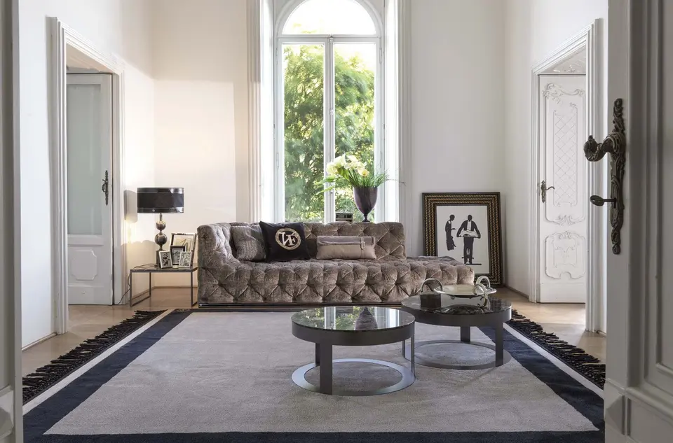 Modern chesterfield style sofa wooden living room sofa set designs