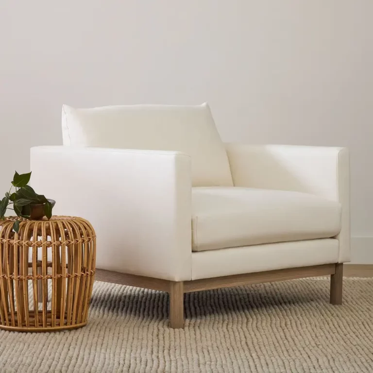 Luxury relax leisure home furniture modern armchair single sofa living room chair with wood base
