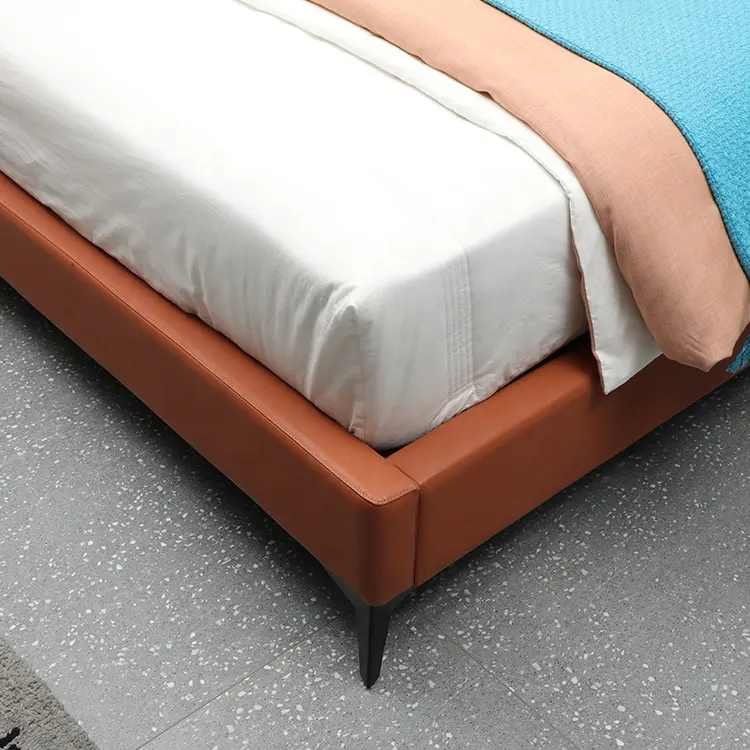 Fashionable Home Import Cattle Hide Upholstered Furniture King Size Modern Luxury Italian Leather Bed