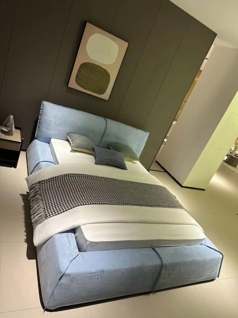Italian design European top full blue velvet bed furniture upholstered bed set