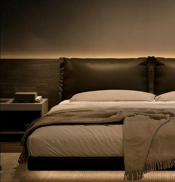 Light luxury minimalist suspension bed modern minimalist big bed Italian master bedroom leather bed for bedroom furniture